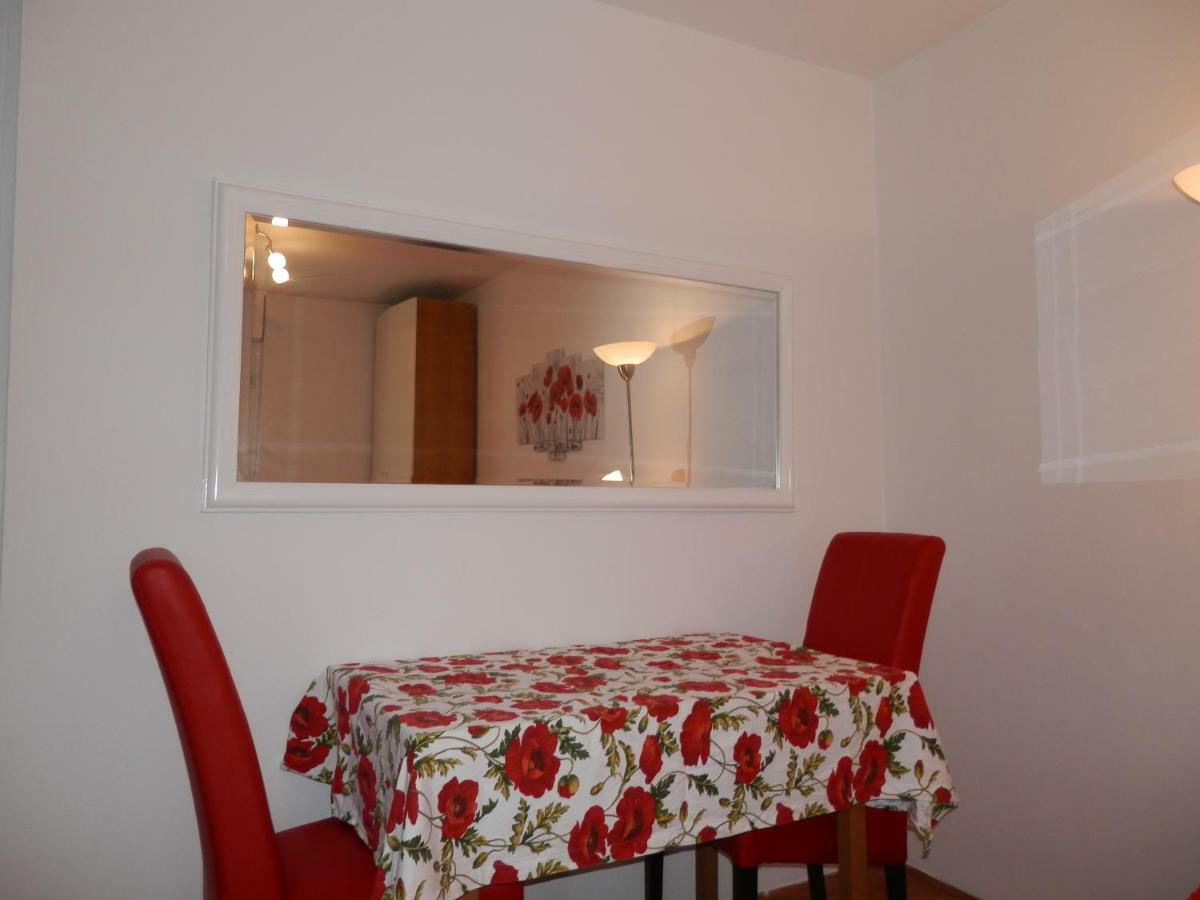 Apartment Jadranka Pula Exterior foto